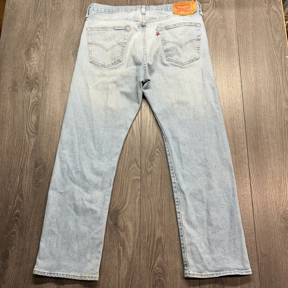 Levis 501 Original Fit Jeans Light Wash Denim Y2K Straight Leg 36x29 Mens